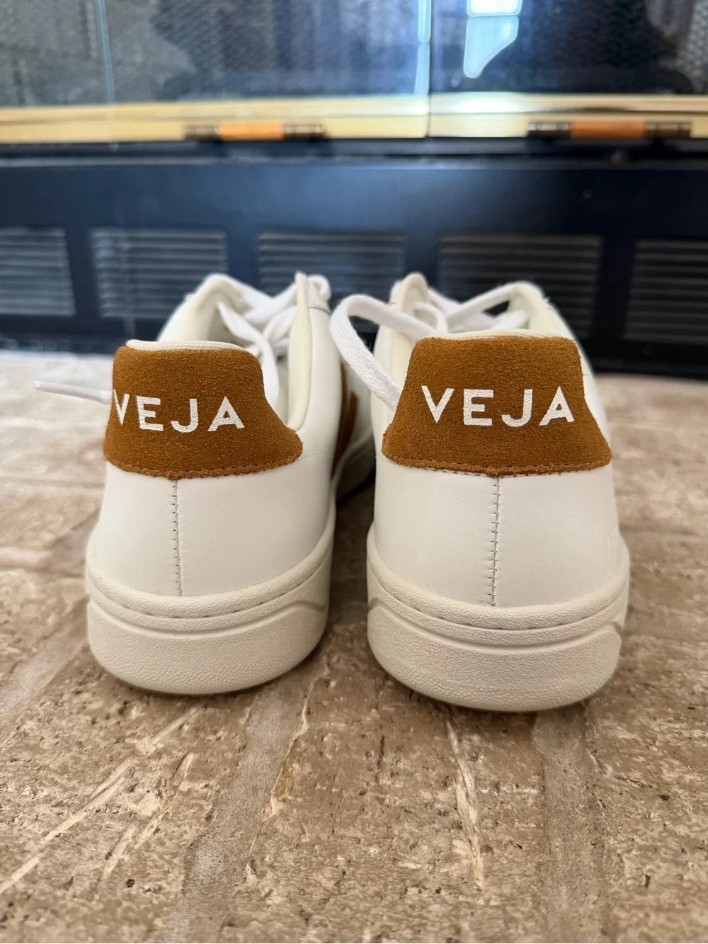 Veja White Sneakers-never worn